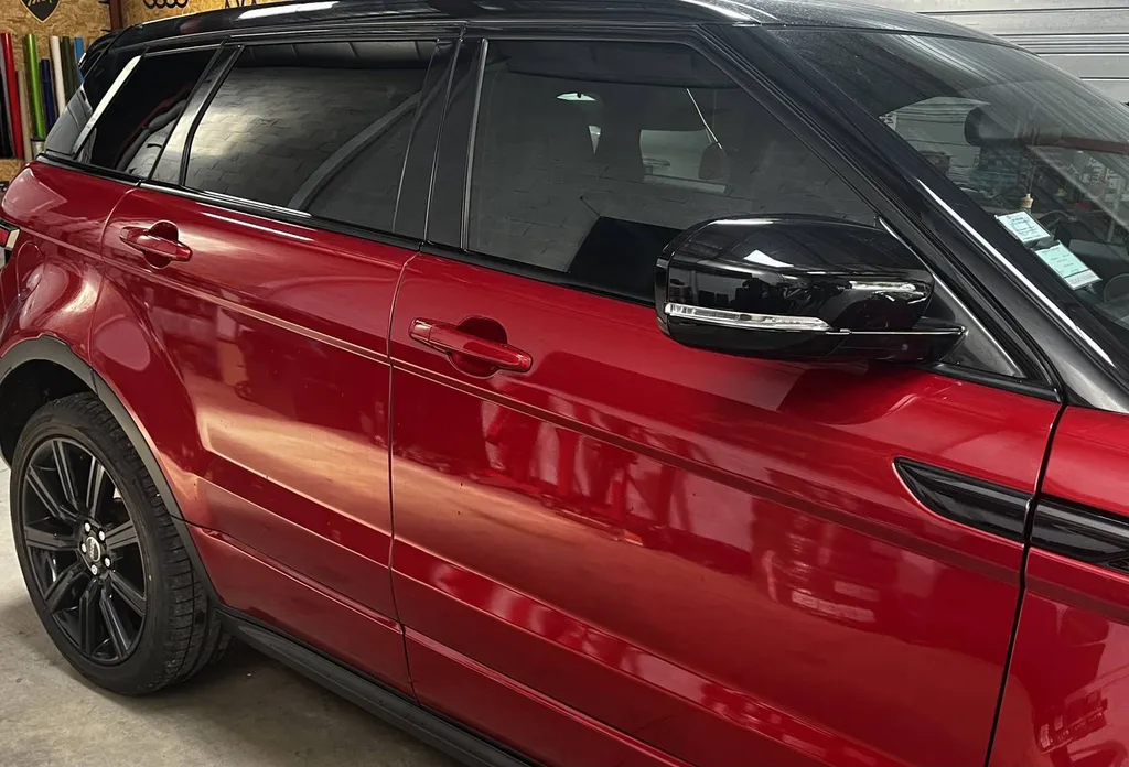 Pose de film teinté sur Range Rover Evoque à Brignoles dans le Var