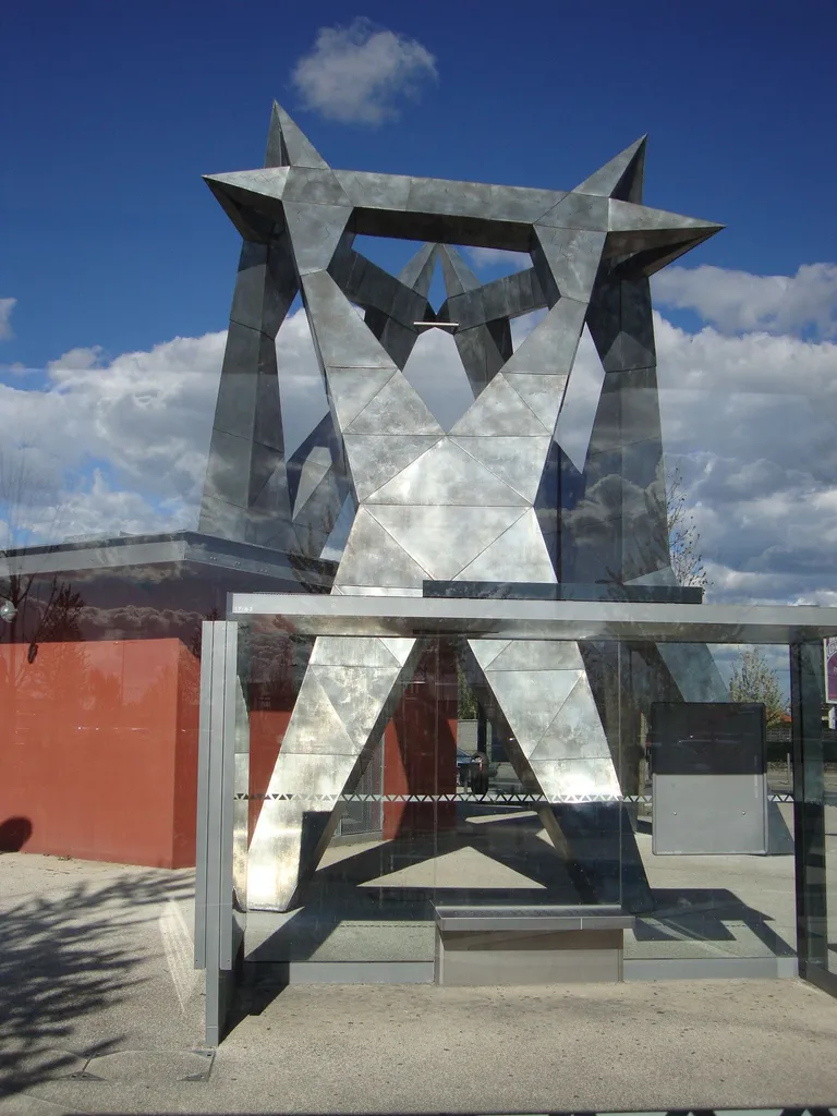 étude métallique pour statut à Bordeaux