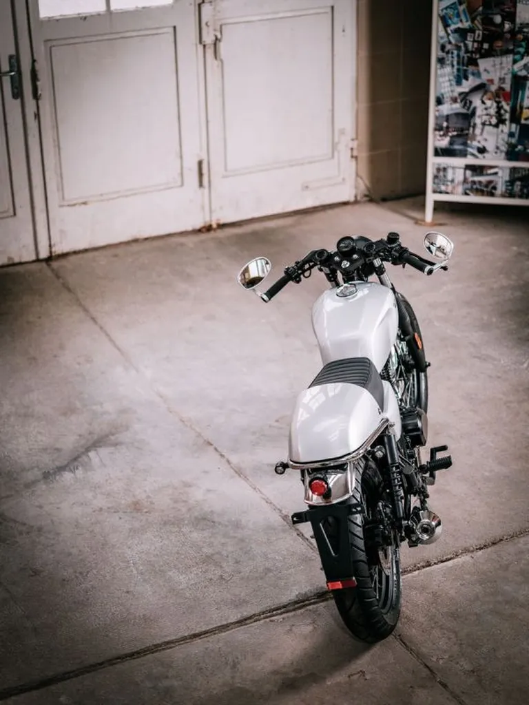 MOTO NEUVE BRIXTON BX125R CAFE RACER
