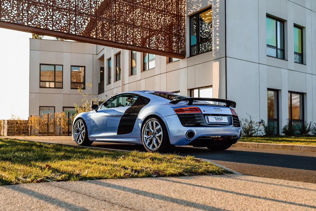 Audi R8 V10