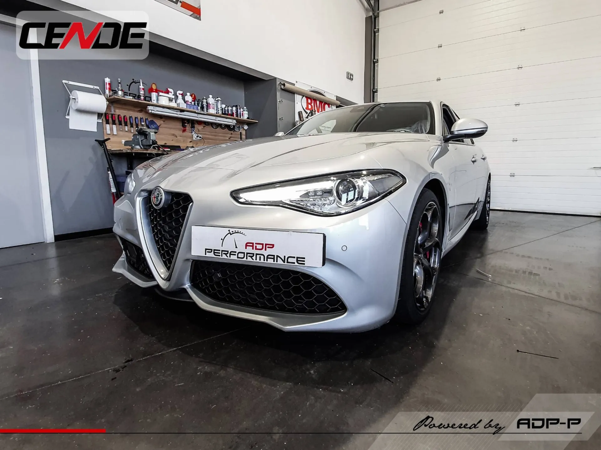 3/4 avant Alfa Romeo Giulia cende