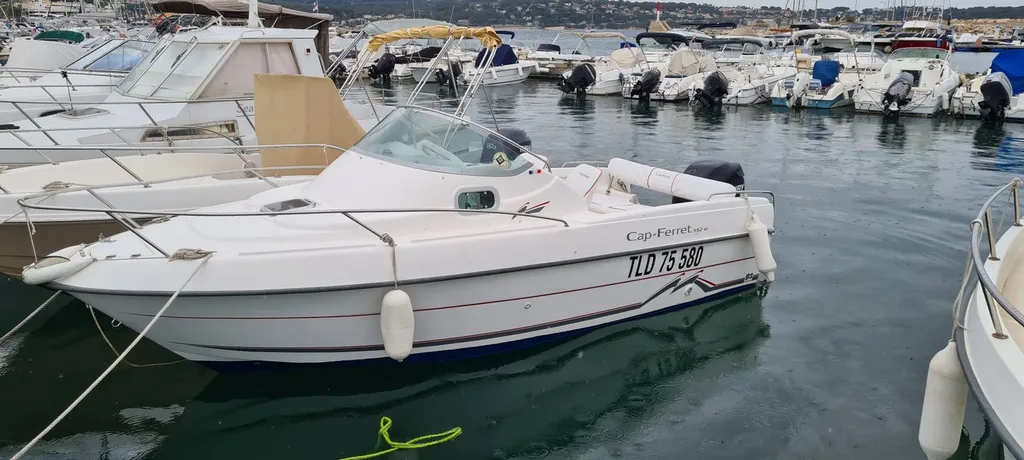 Bateau rigide d'occasion en vente à Bandol
