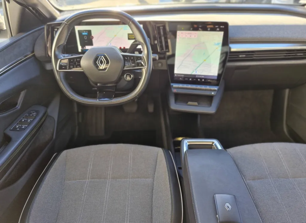Renault Megane E-TECH 100% Electrique TECHNO EV60 220cv Super Charge occasion 1ère Main / SoH 94% / Suivi 100% Renault près de Toulouse à Plaisance du Touch en Occitanie