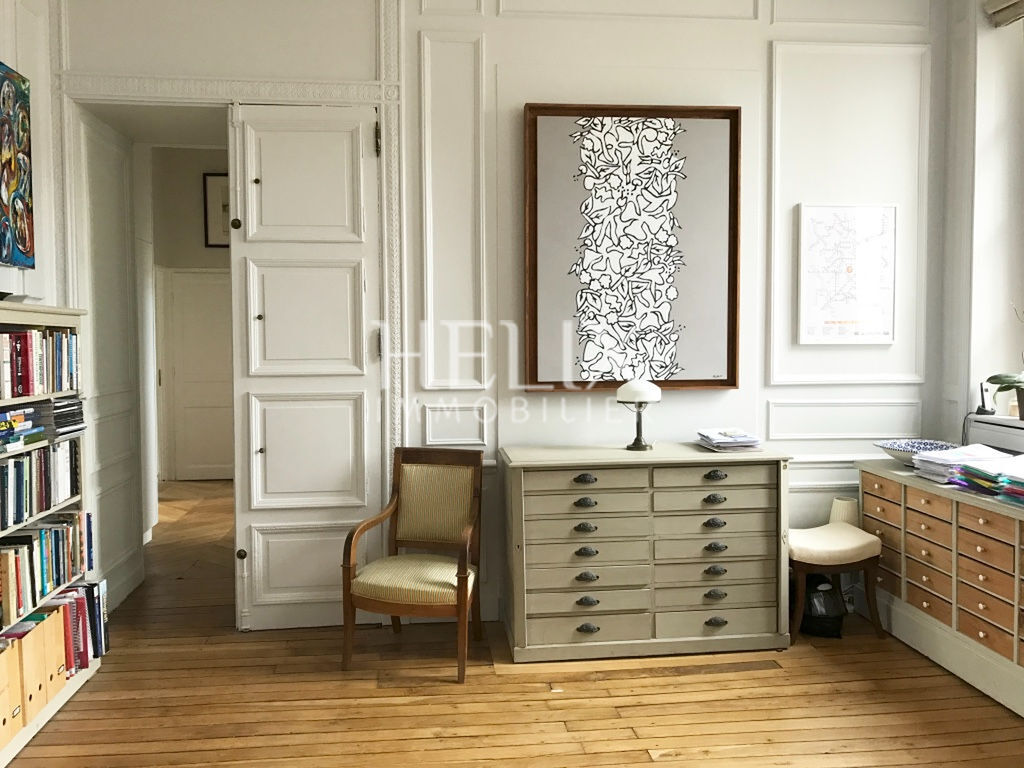 Bel appartement de prestige 156,72 M² à deux pas du RER A