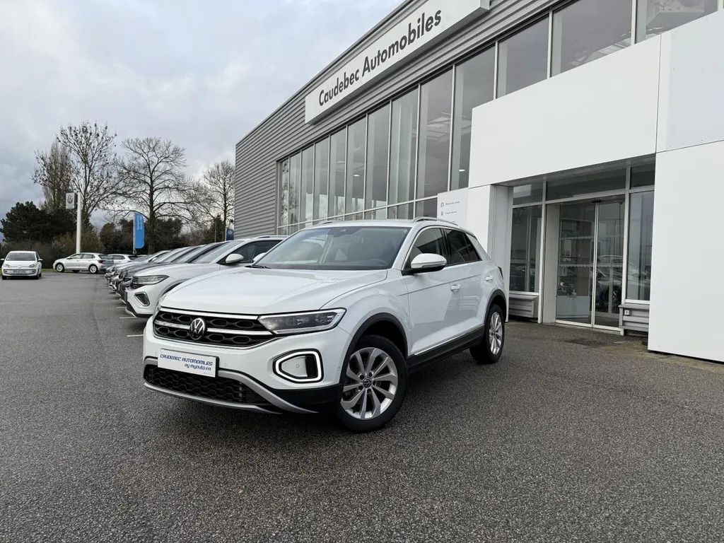 Volkswagen T-Roc d'occasion à prix mandataire près du Havre : SUV diesel automatique récent et garanti.