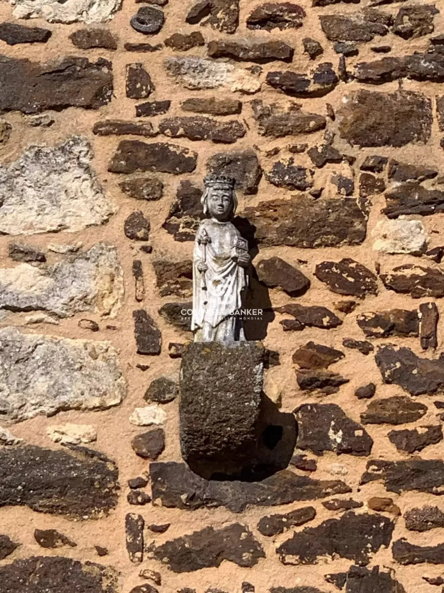 ancien domaine seigneurial à vendre en sarthe