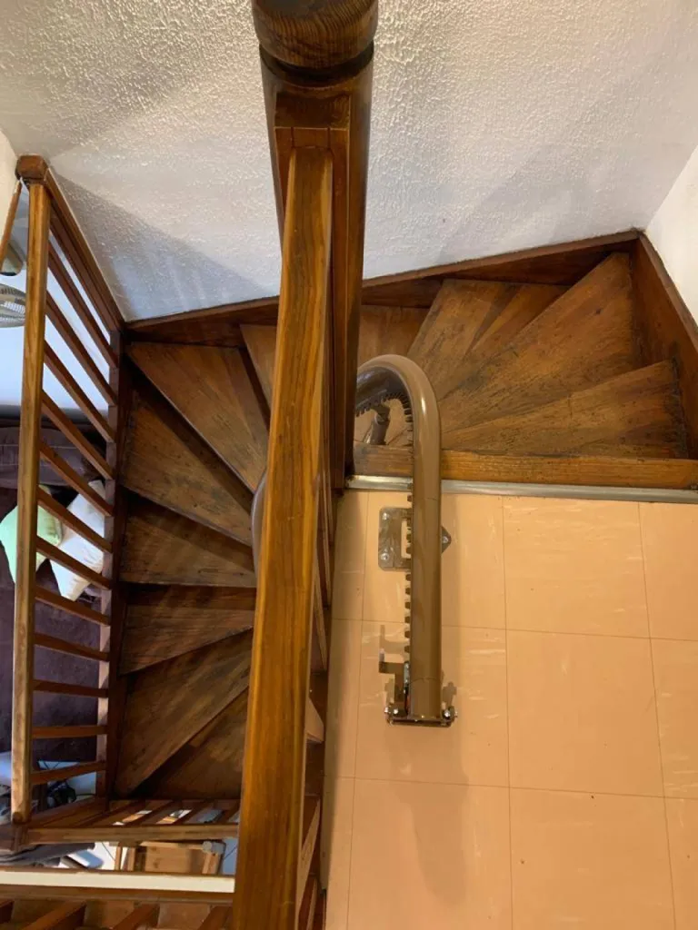 prolongation horizontale du fauteuil monte escalier OTOLIFT Modul'Air à Vitrolles près de Marseille