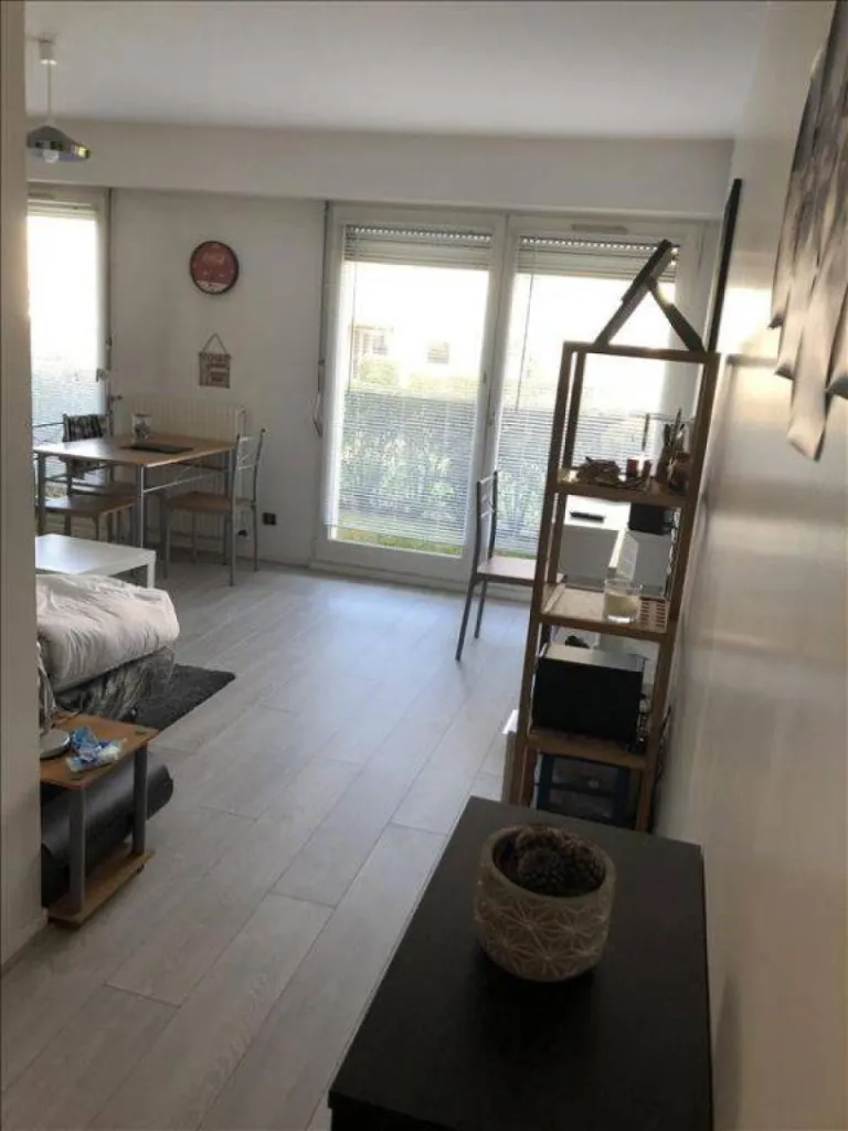 Studio entièrement rénové