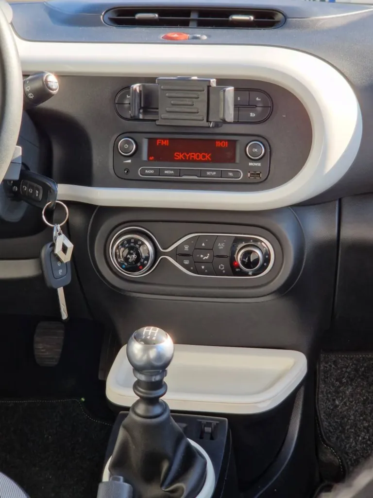 RENAULY TWINGO III TCE 90 INTENS OCCASION  FAIBLE KILOMETRAGE PROCHE DE TOULOUSE EN OCCITANIE