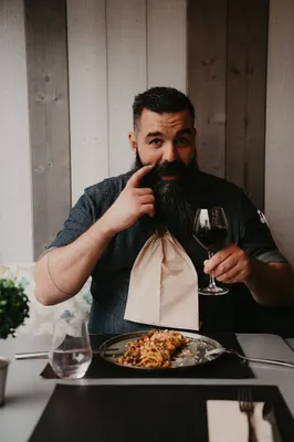 Découvrez comment marier nos viandes et charcuteries avec le vin rouge, vin blanc et vin rosé à Toulouse et à Blagnac