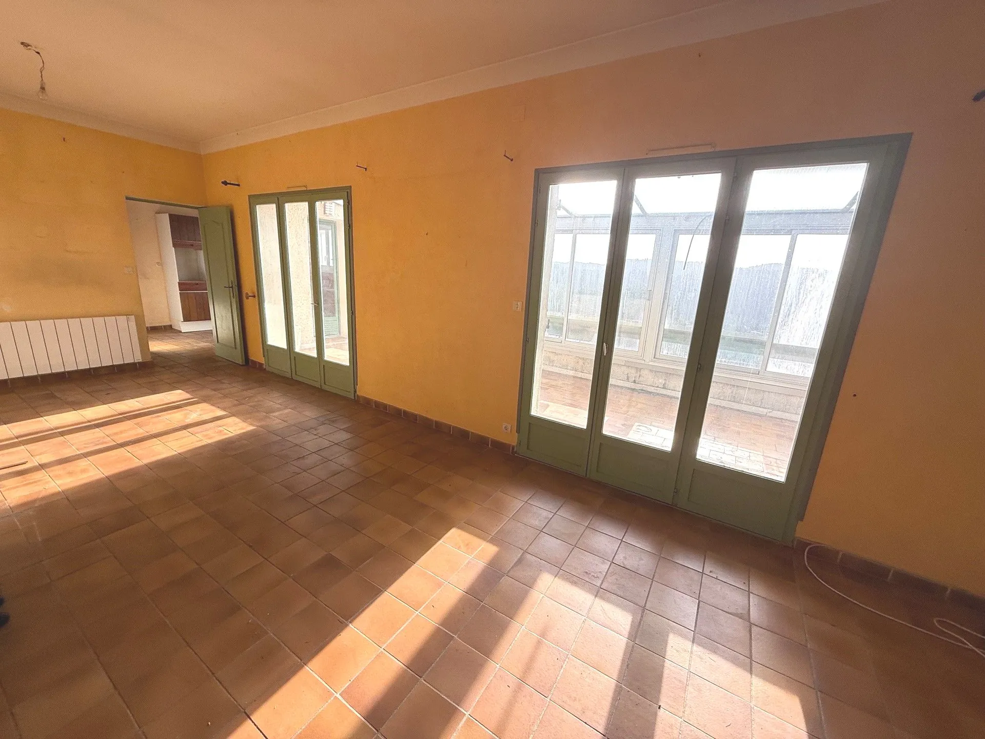  En vente maison de Type 7 à rénover à Carnoux en Provence