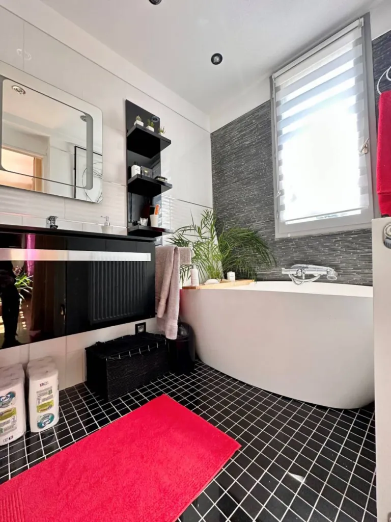 Acheter une superbe Maison de charme du XVIIIe siècle avec jardin  à  Rouen