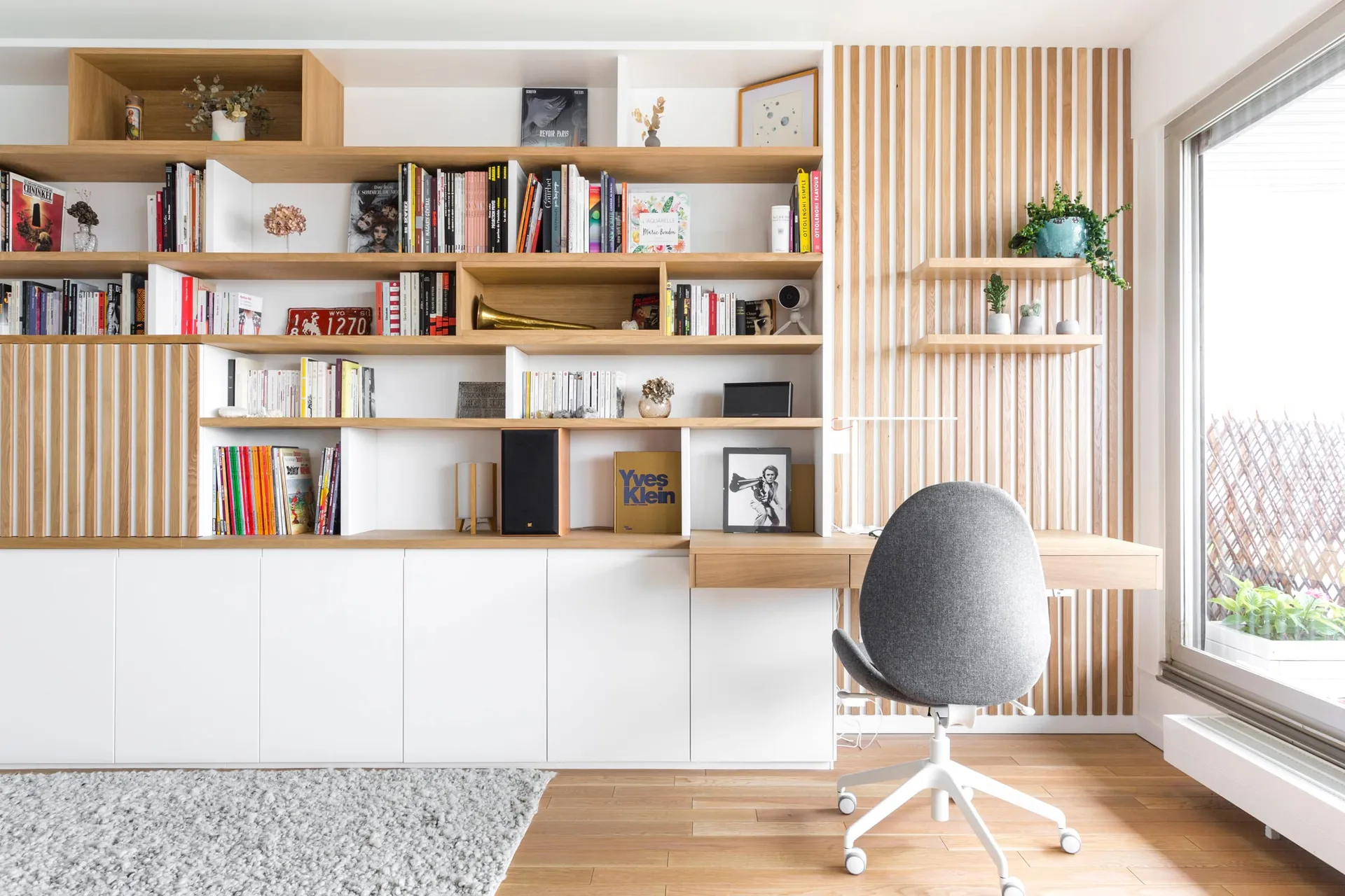Aménagement d'un espace bureau avec des rangements près de Toulouse
