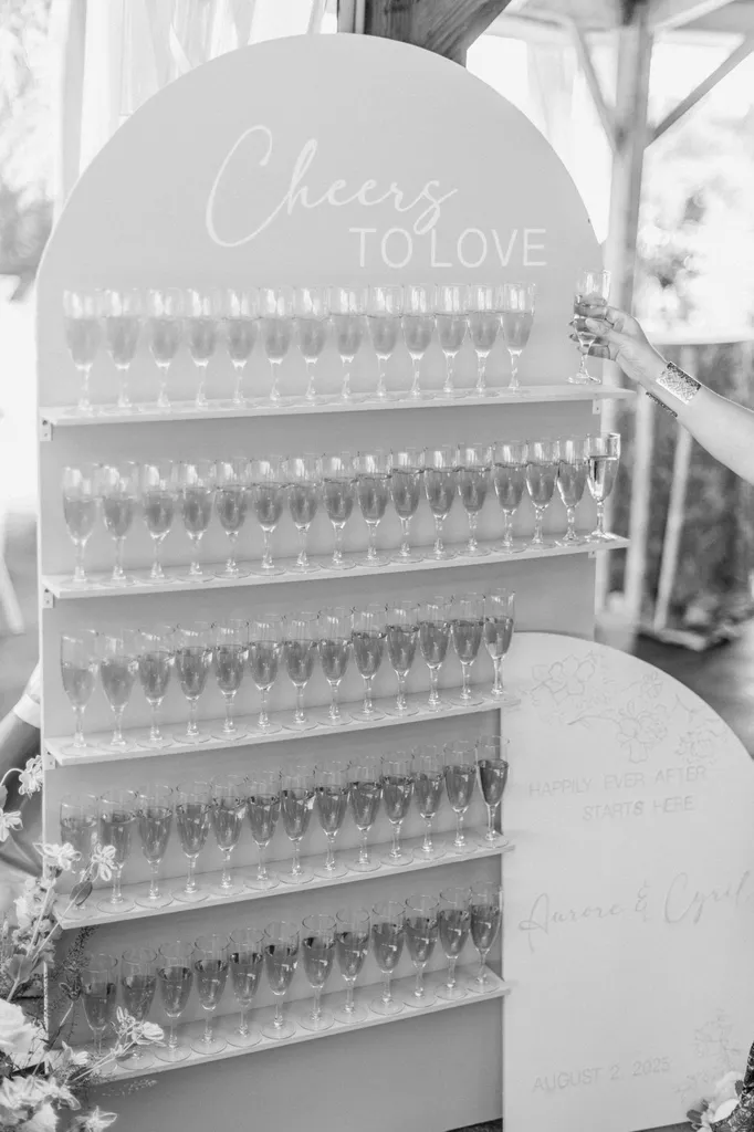 Aurore et Cyril : Mariage élégant sous la verrière du Domaine de la Fauconnie - Les Mariages de Mademoiselle L - Tatiana Fomina