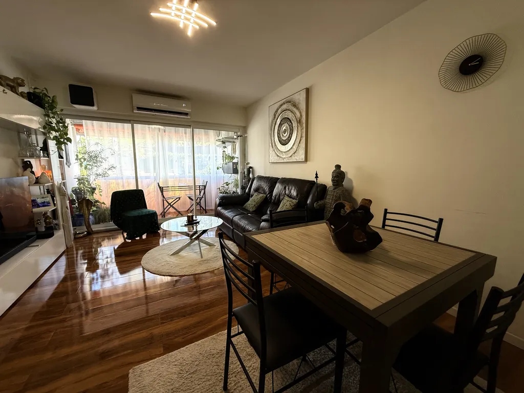 Appartement 3 pièces – Résidence avec piscine à 300 m de la mer | Saint-Aygulf