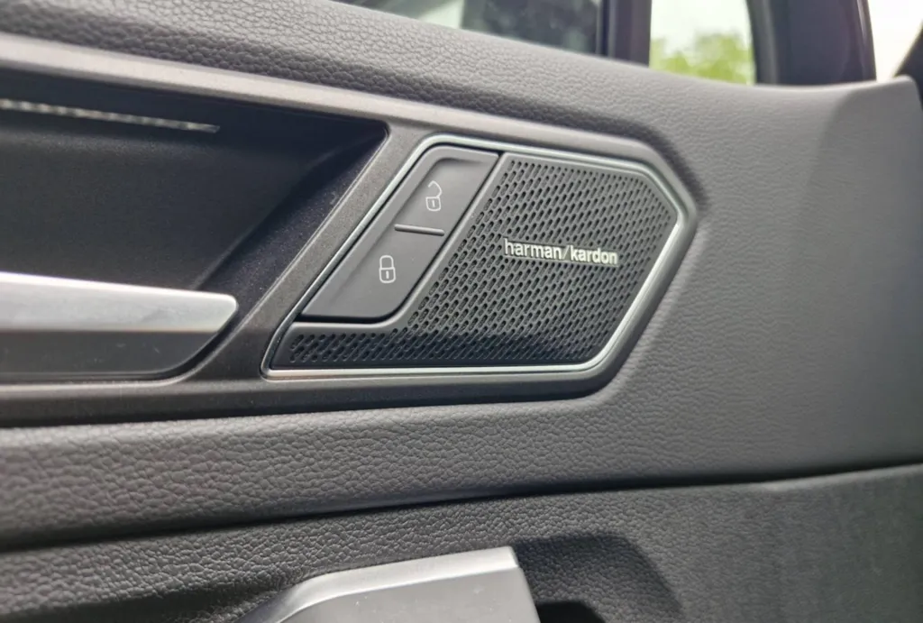 VOLKSWAGEN TIGUAN II 2.0 TDI 150 R-LINE EXCLUSIVE DSG7 OCCASION ATTELAGE ESCAMOTABLE /  HARMAN KARDON / TOIT OUVRANT / CUIR / CAMERA 360°/ FULL CUIR PRES DE TOULOUSE A PLAISANCE DU TOUCH EN OCCITANIE