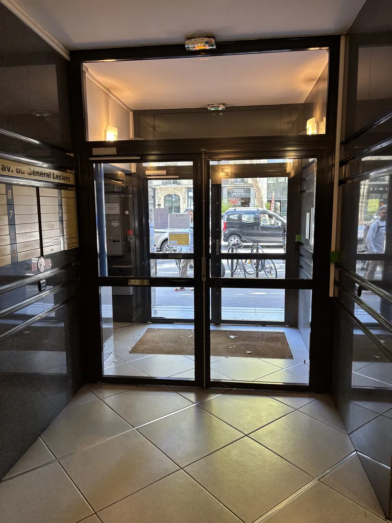 Location - Bureau 186 m², Billancourt, Avenue du Général Leclerc 92100 BOULOGNE-BILLANCOURT