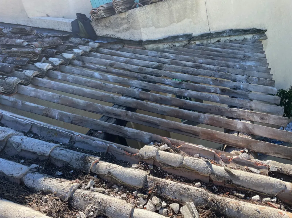 Changement d’une toiture de Auvent d’une maison sur Martigues