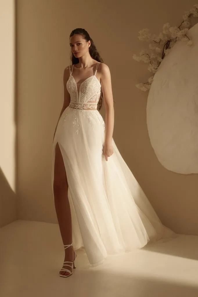 Robe de mariée trapèze en ivoire à Marseille