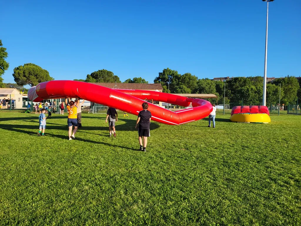 Location de jeux pour un club de foot à Carcès-Cotignac : Le concept balopied