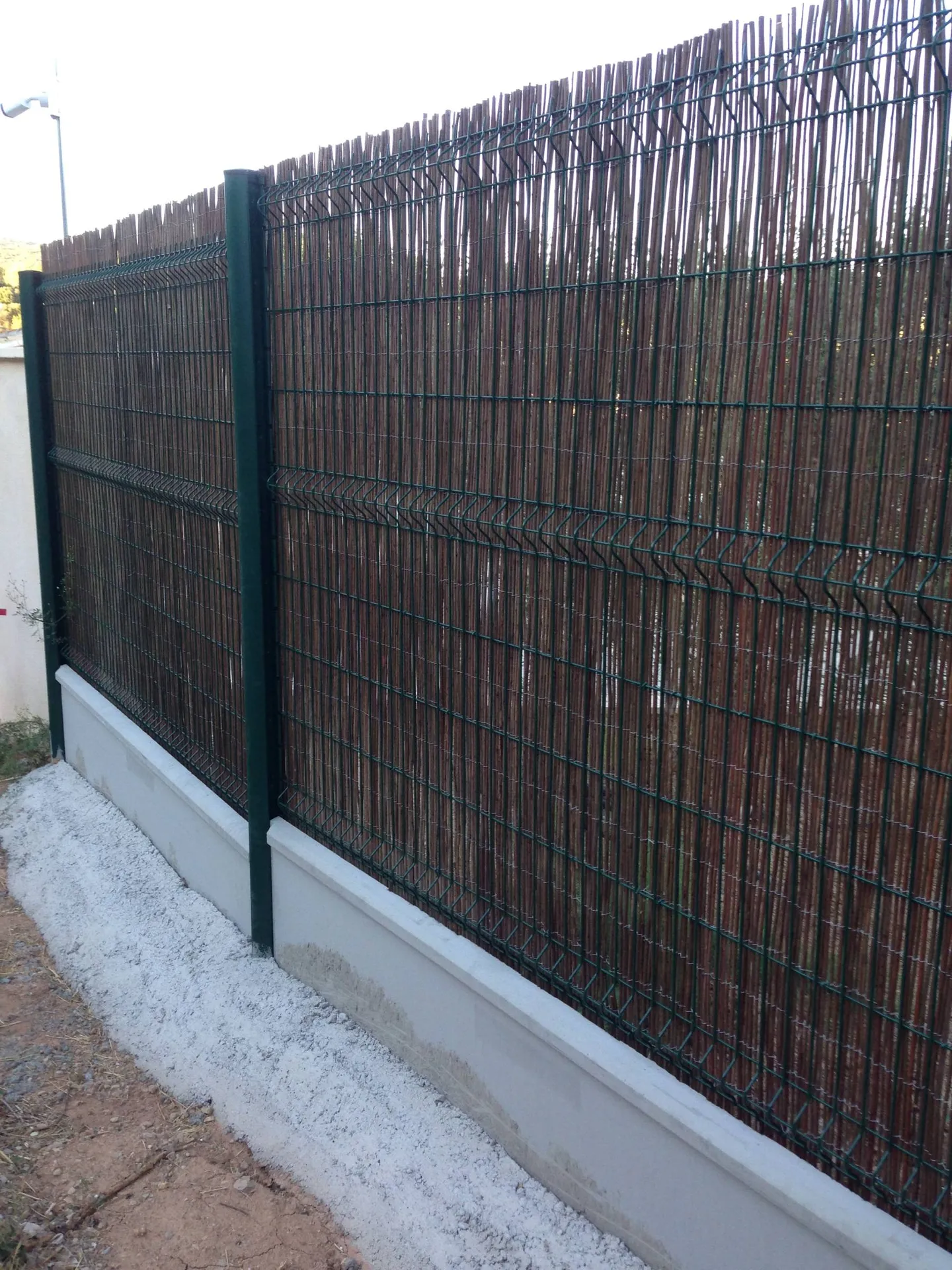 Brise vue en canisse pour se protéger des regards en PACA