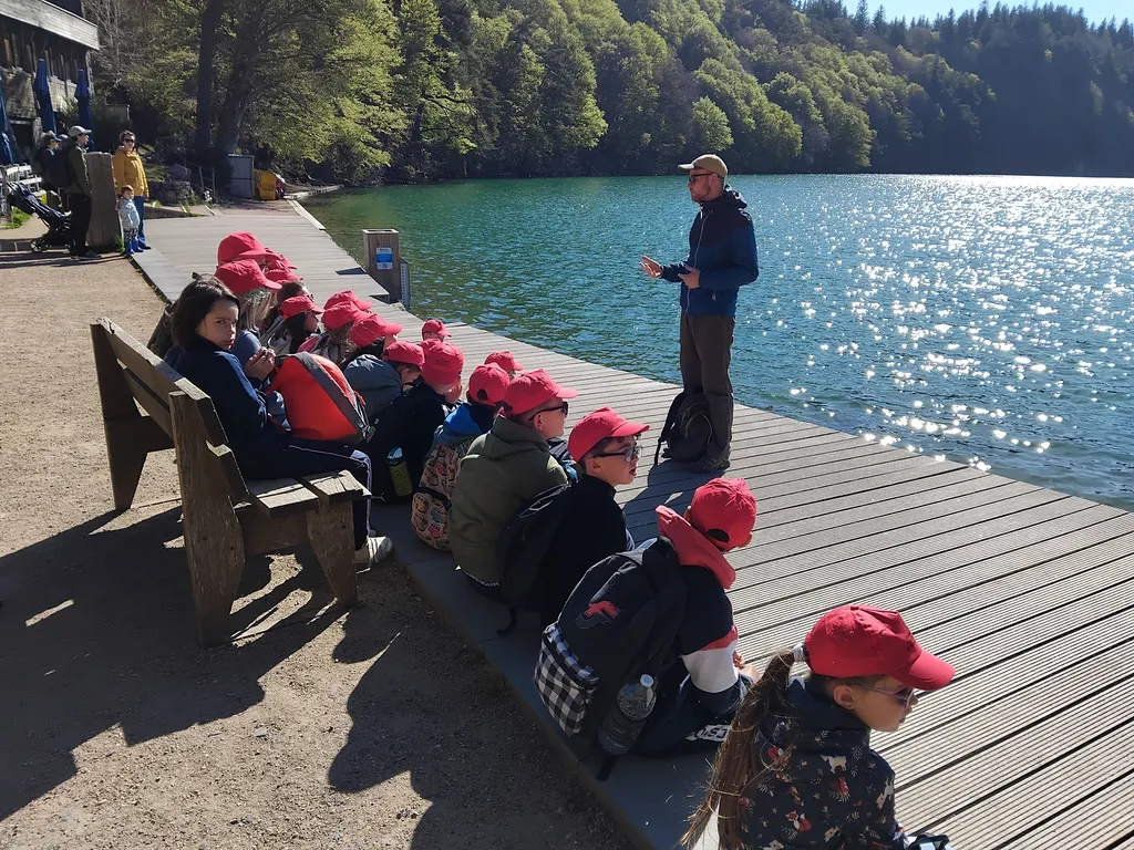 Gîte de groupe à Pontgibaud : Votre séjour au cœur des Volcans d'Auvergne