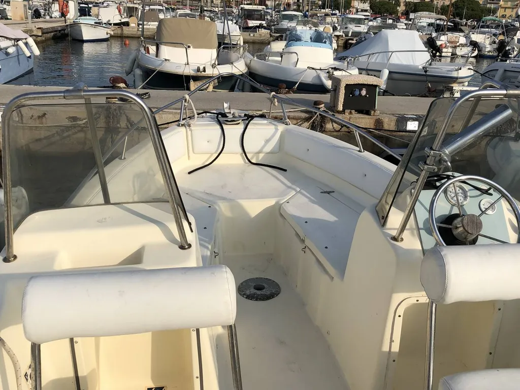 bateau d occasion pas cher toulon