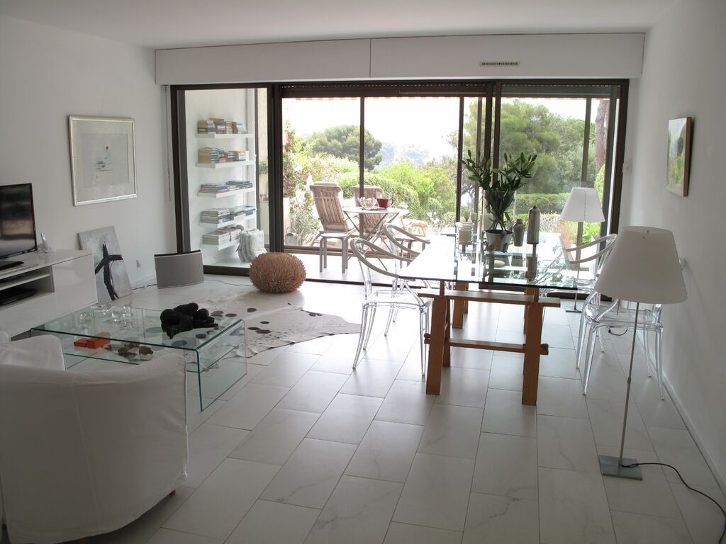 Jardin vue Cap Canaille