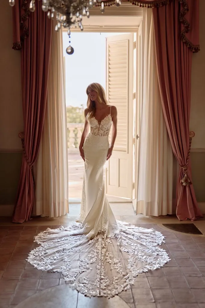 Robe de mariée sirène en dentelle Marseille vieux port