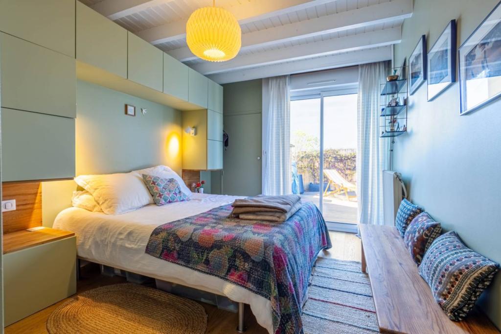 Charmante maison rénovée non mitoyenne Bordeaux Caudéran  