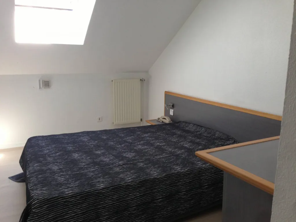 Vente d'un appartement T2 dans un immeuble avec ascenseur à 150m du métro Gorge de Loup à Lyon 9