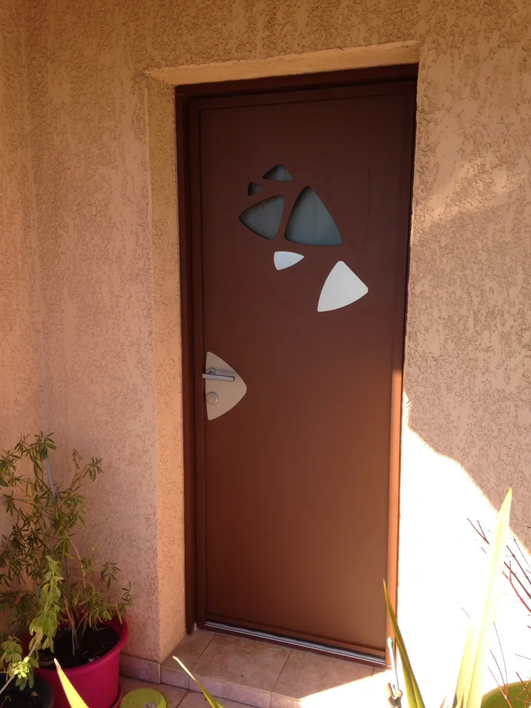 Porte d'entrée aluminium Pétale