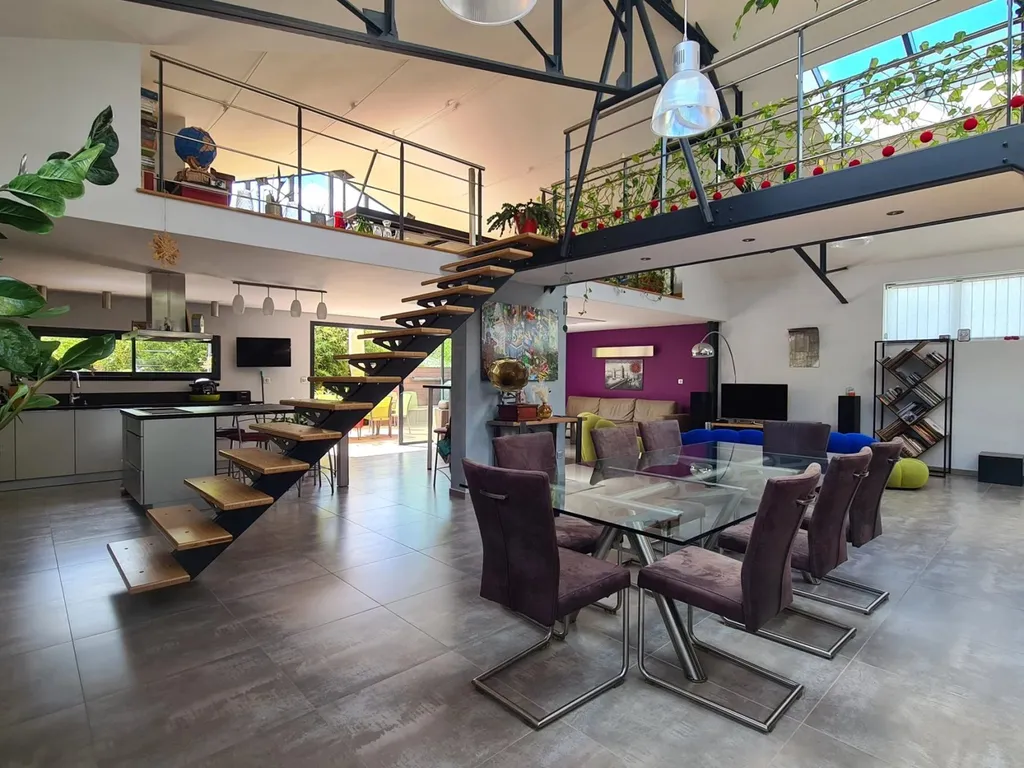 maison avec 4 chambres et spa à vendre dans le centre ville du mans proche du quartier des jacobins