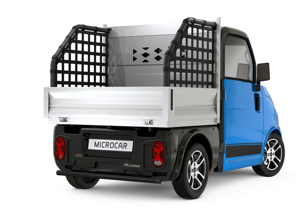 M.Cross Microcar Plan de Campagne