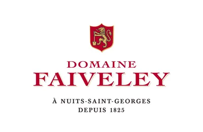 DOMAINE FAIVELEY Producteurs de Grands Vins de Bourgogne depuis 7 générations, nous cultivons avec passion chacun de nos terroirs pour en révéler l’excellence.