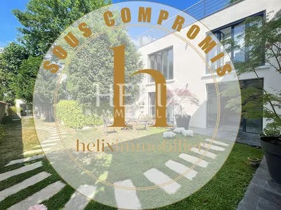 Vente d'une maison rue d'hennemont à Saint Germain en Laye avec 5 chambres