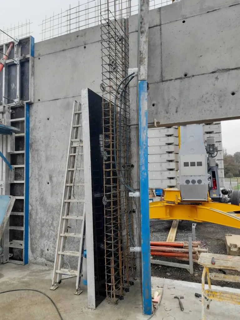 Incorporation de boitier électrique dans des murs béton