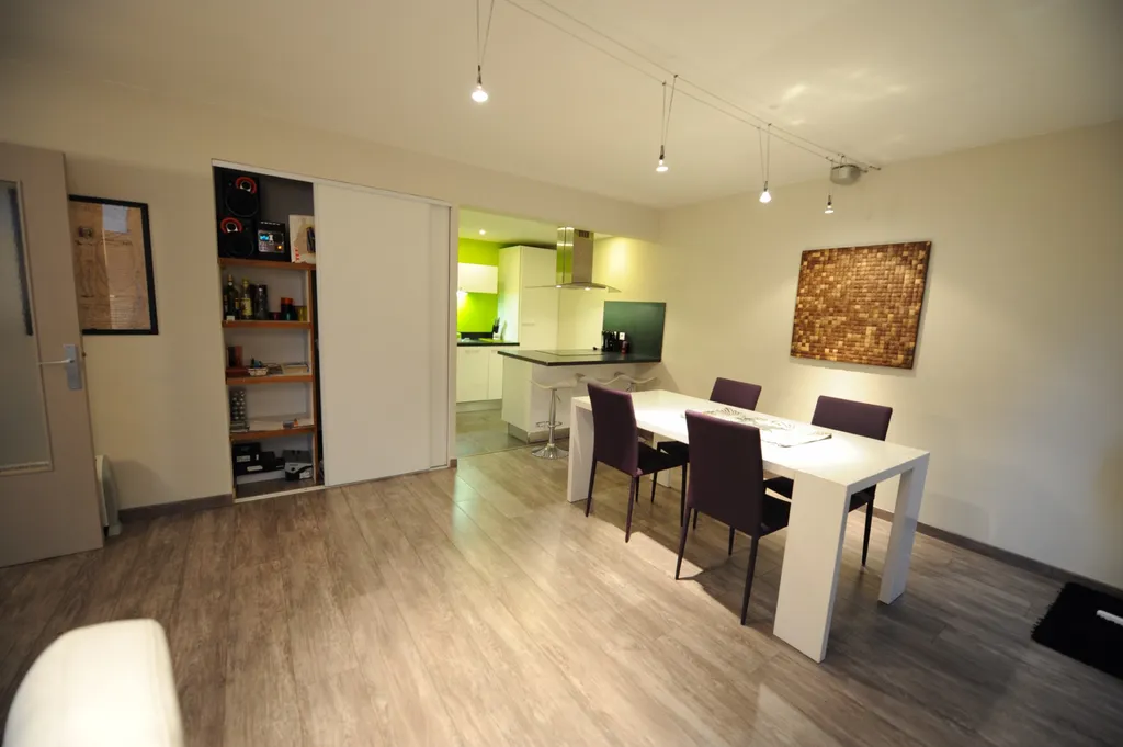 AVIGNON Intra Muros, charmant appartement au calme, excellente situation   