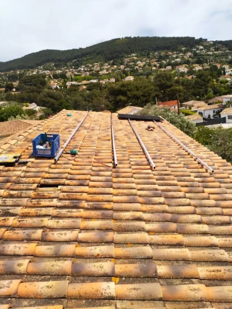 Réalisez votre étude offerte pour la pose de vos panneaux solaires sur votre toiture de maison dès 8 990€ avec Provence Energie Solaire Services 