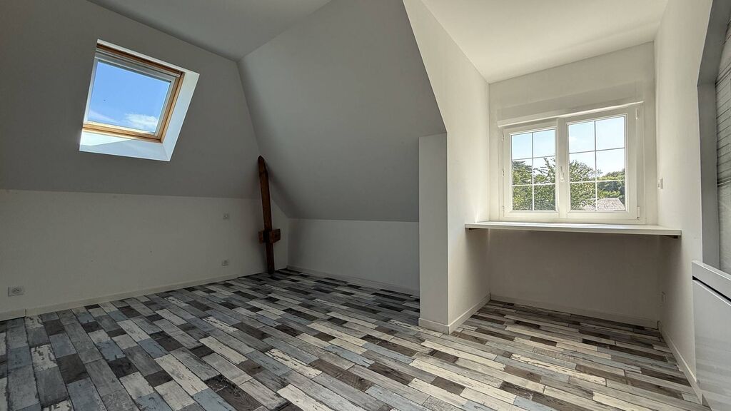 Maison à vendre proche Dieppe (30 min) : Accès facile aux axes, idéal pour télétravail et vie de campagne avec proximité littorale.