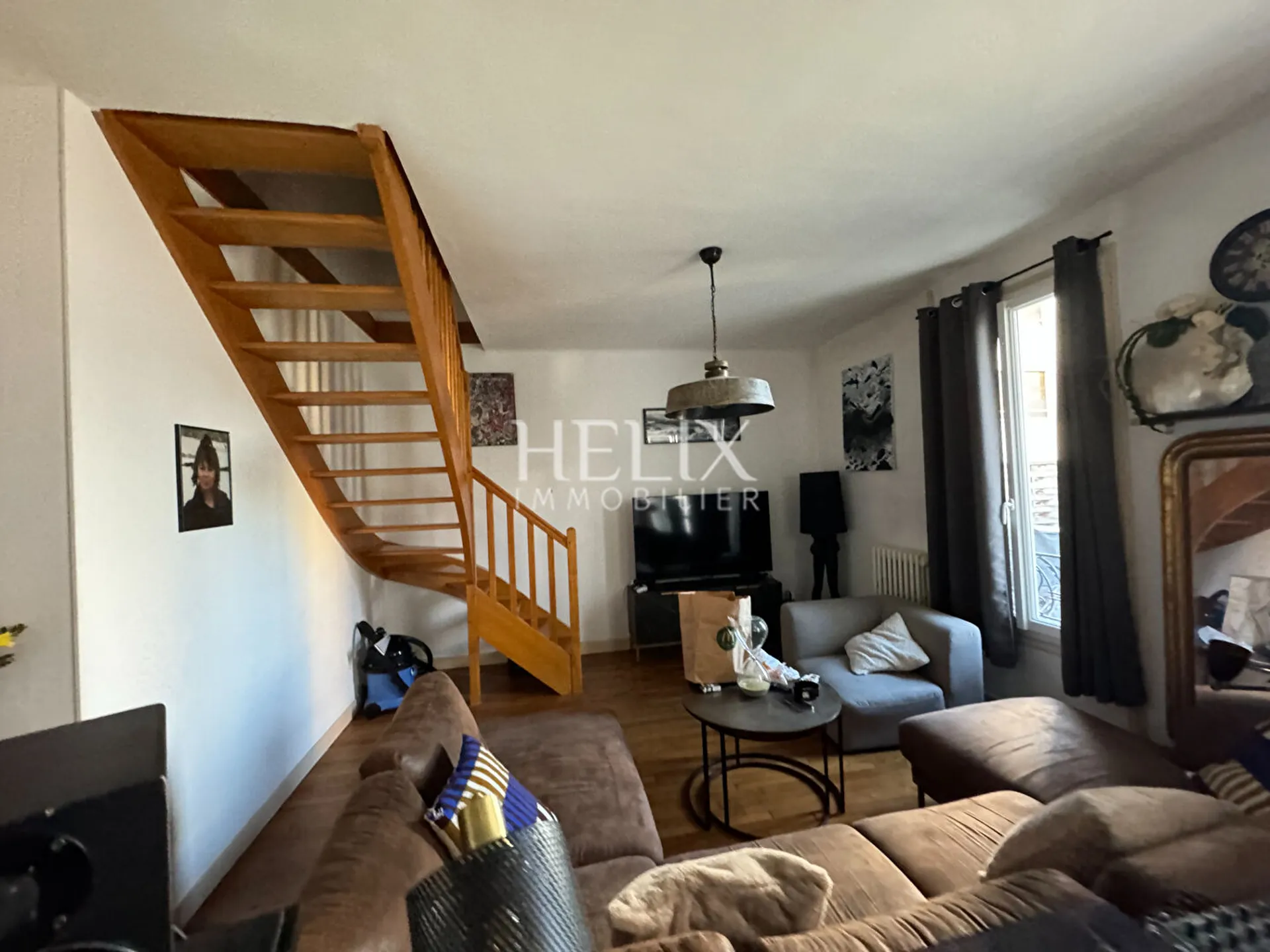 Le Vésinet Centre appartement avec une terrasse possible d'agrandir par les combles.