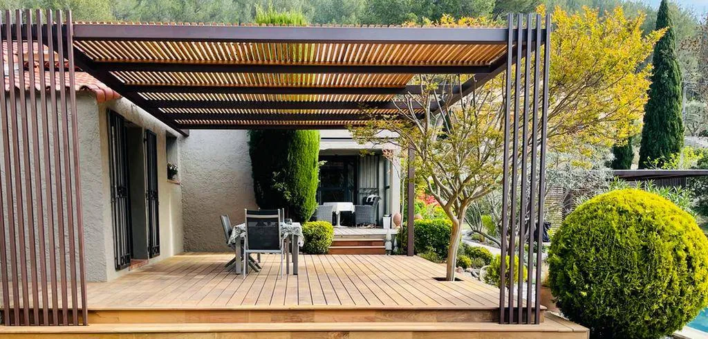 pergola sur mesure acier et bois