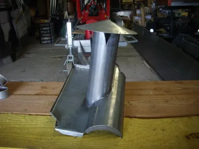 Conception artisanale de zinguerie en zinc sur mesure pour des toitures traditionnelles durables