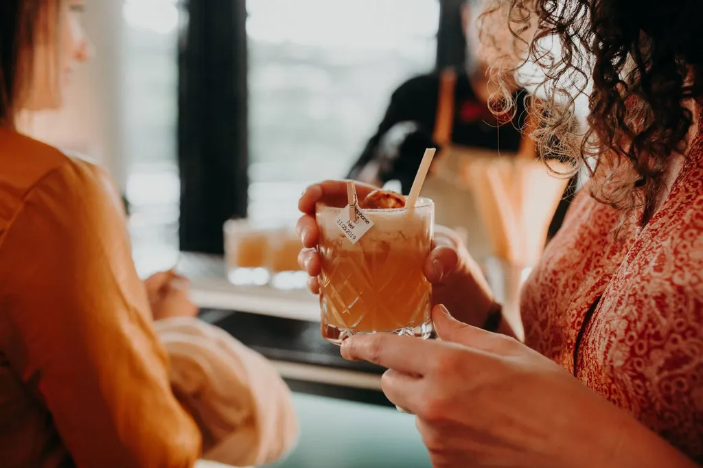 Service de cocktails haut de gamme mobile pour votre événement professionnel à Lyon