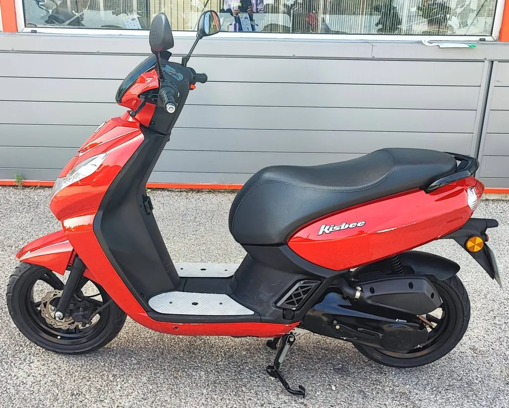 SCOOTER OCCASION PEUGEOT KISBEE SANARY SUR MER