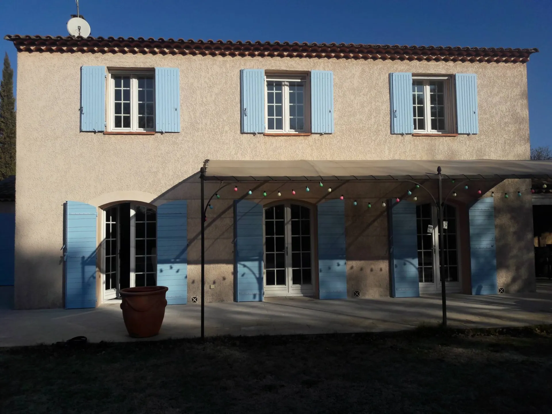 Fabricant de volets provençaux à Aix en Provence 