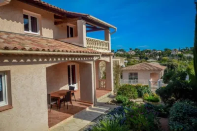 Maison 6 pièce(s) 5 chambre(s) 212 m² Les Issambres (83380)