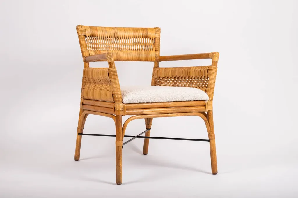 fauteuil en rotin à hyères