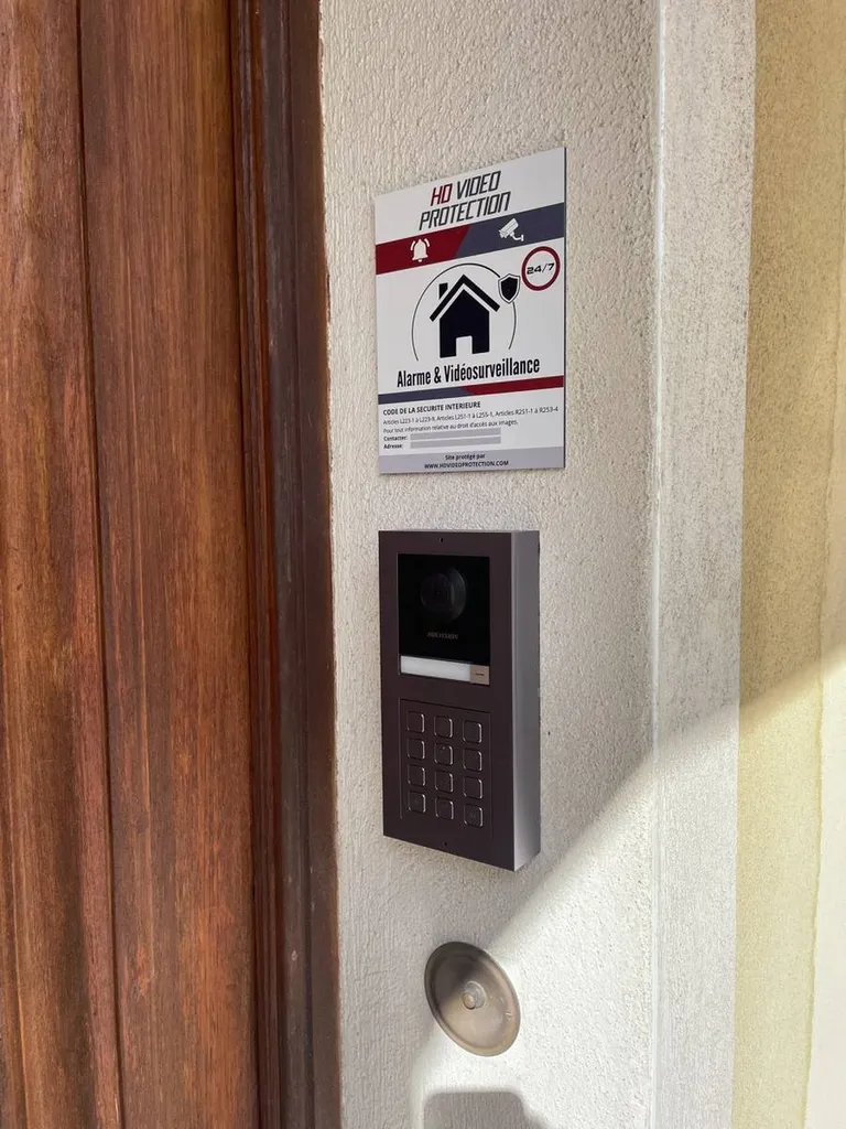 Visophone connecté avec digicode Toulon 