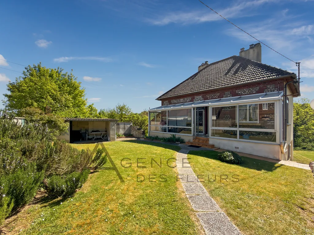 À vendre, joli pavillon sur sous-sol de 59m² sur un terrain de 2670m² situé à ELBEUF 76500